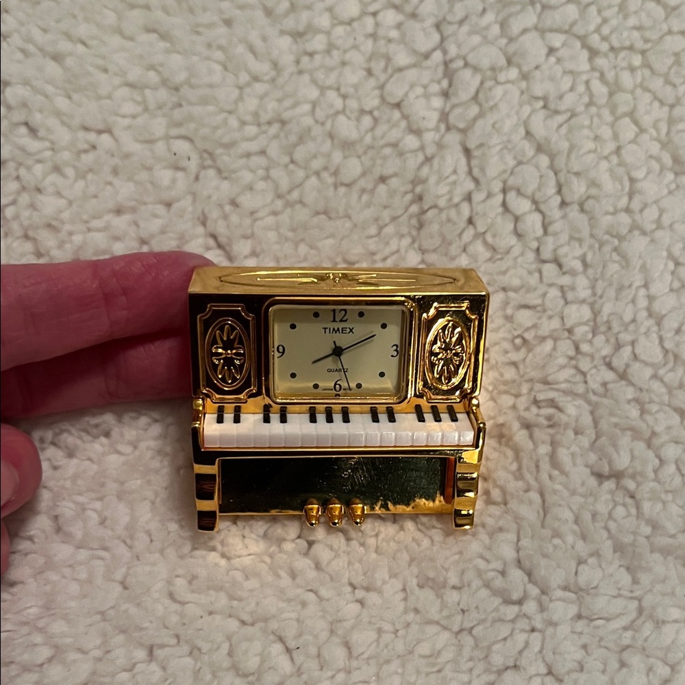Timex Gold and White Piano Miniature Clock